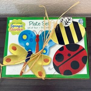 Boston Warehouse Springin’ Garden Plate Set NWT